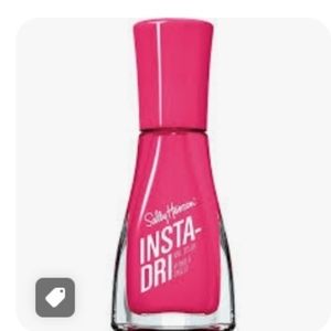 Sally Hansen insta dri nail color.